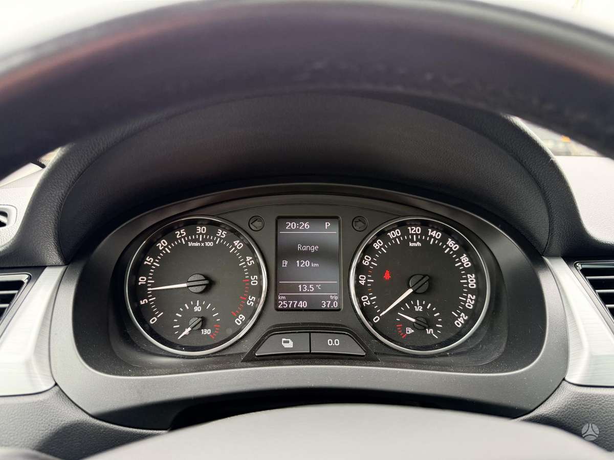 Skoda Rapid, 1.6 l., hatchback