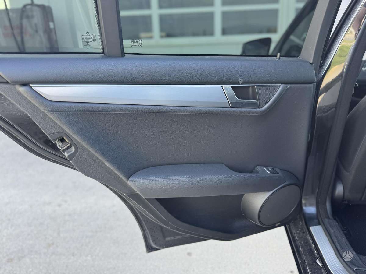 Mercedes-Benz C200, 2.2 l., Универсал