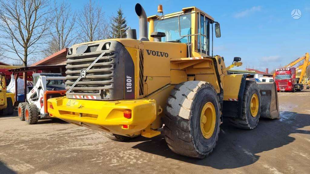 Volvo L180 F, frontal loader