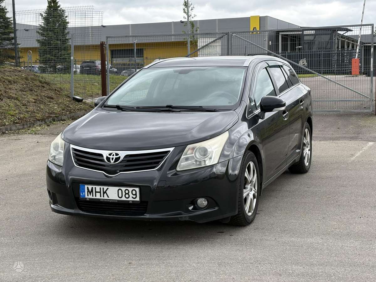 Toyota Avensis, 2.2 l., Универсал