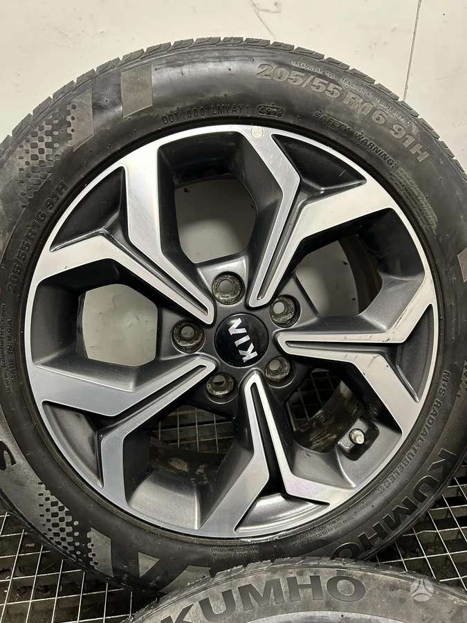 KIA CEED, lengvojo lydinio, R16