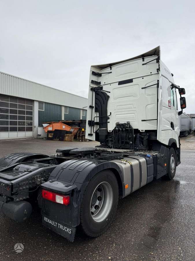 Renault T 480, 2 спальных места