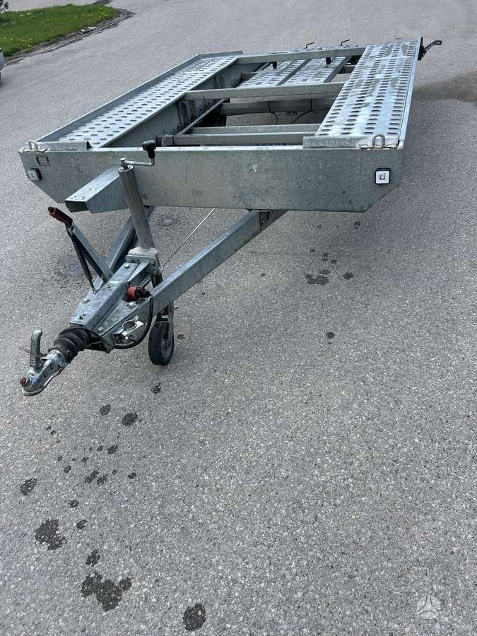-Kita-, auto transporter