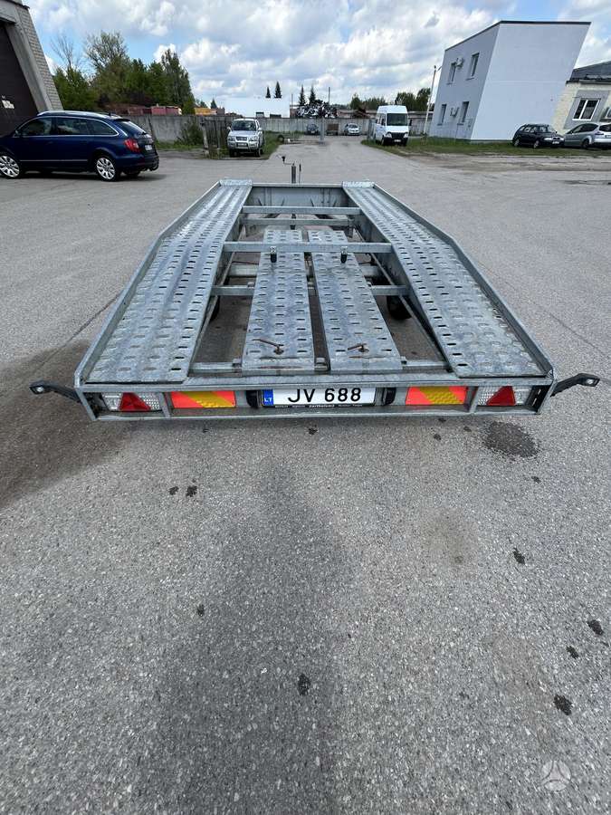 -Kita-, auto transporter