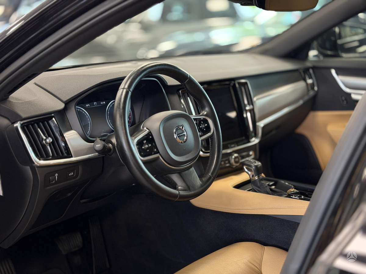 Volvo V90, 2.0 l., wagon