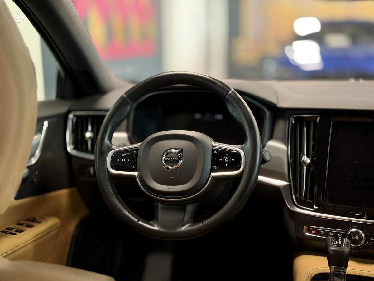 Volvo V90, 2.0 l., wagon