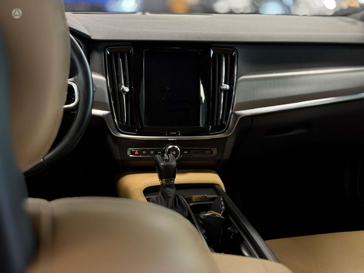 Volvo V90, 2.0 l., wagon