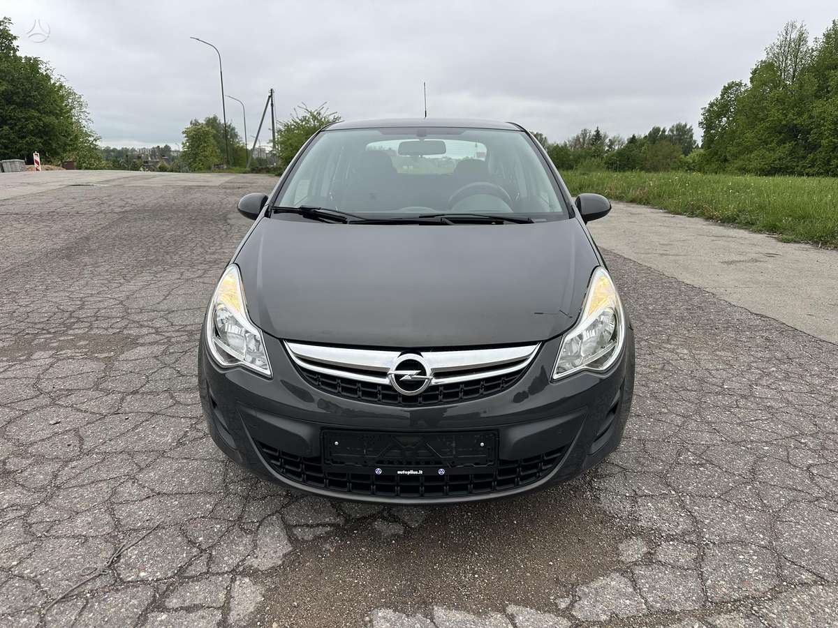 Opel Corsa, 1.3 l., Хэтчбек