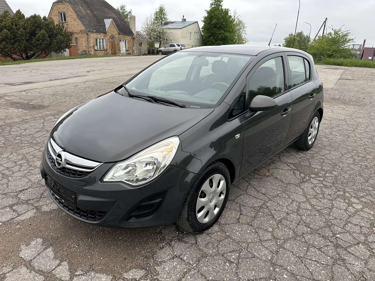 Opel Corsa, 1.3 l., Хэтчбек