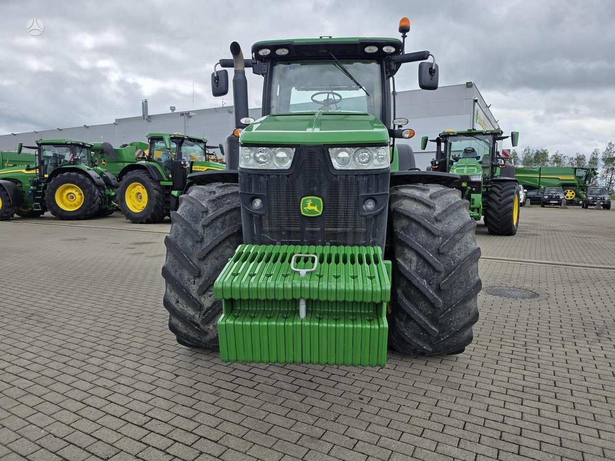 John Deere 8370R, traktori