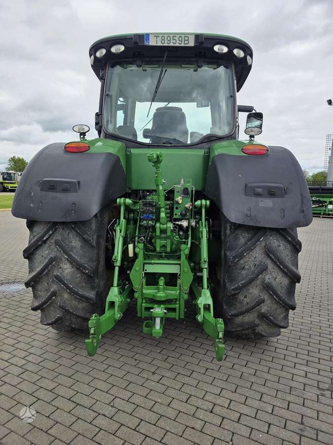 John Deere 8370R, traktori