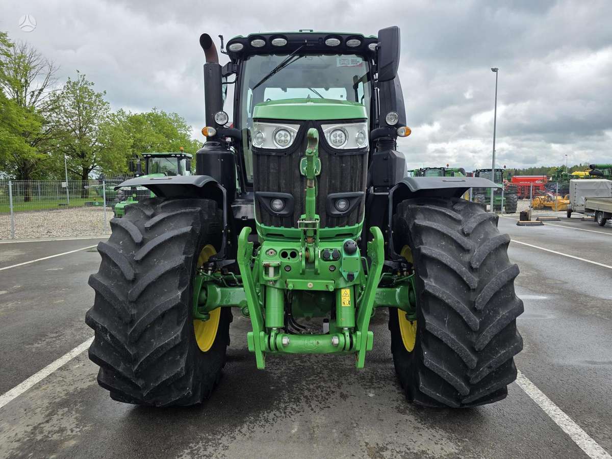 John Deere 6250R, тракторы