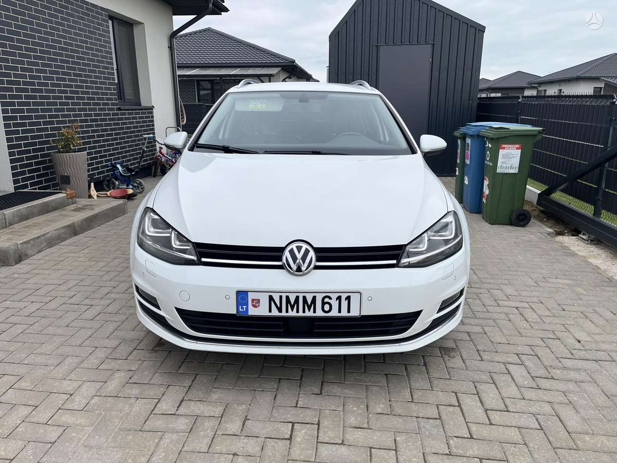 Volkswagen Golf - 3