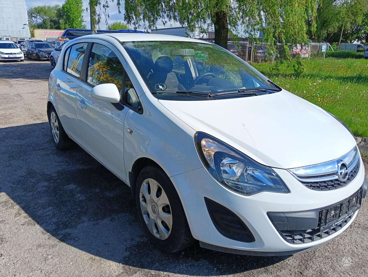Opel Corsa, 1.2 l., Хэтчбек