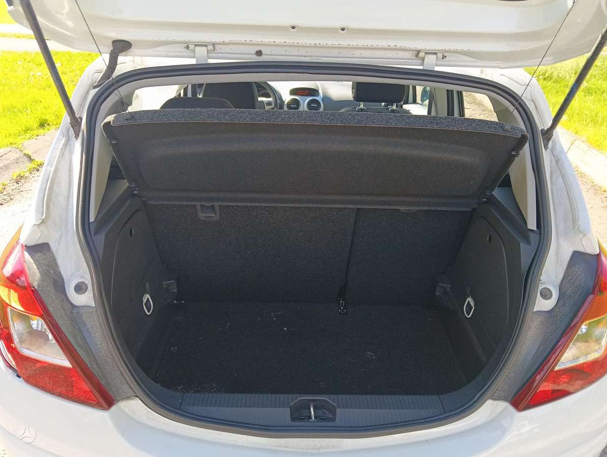 Opel Corsa, 1.2 l., hatchback