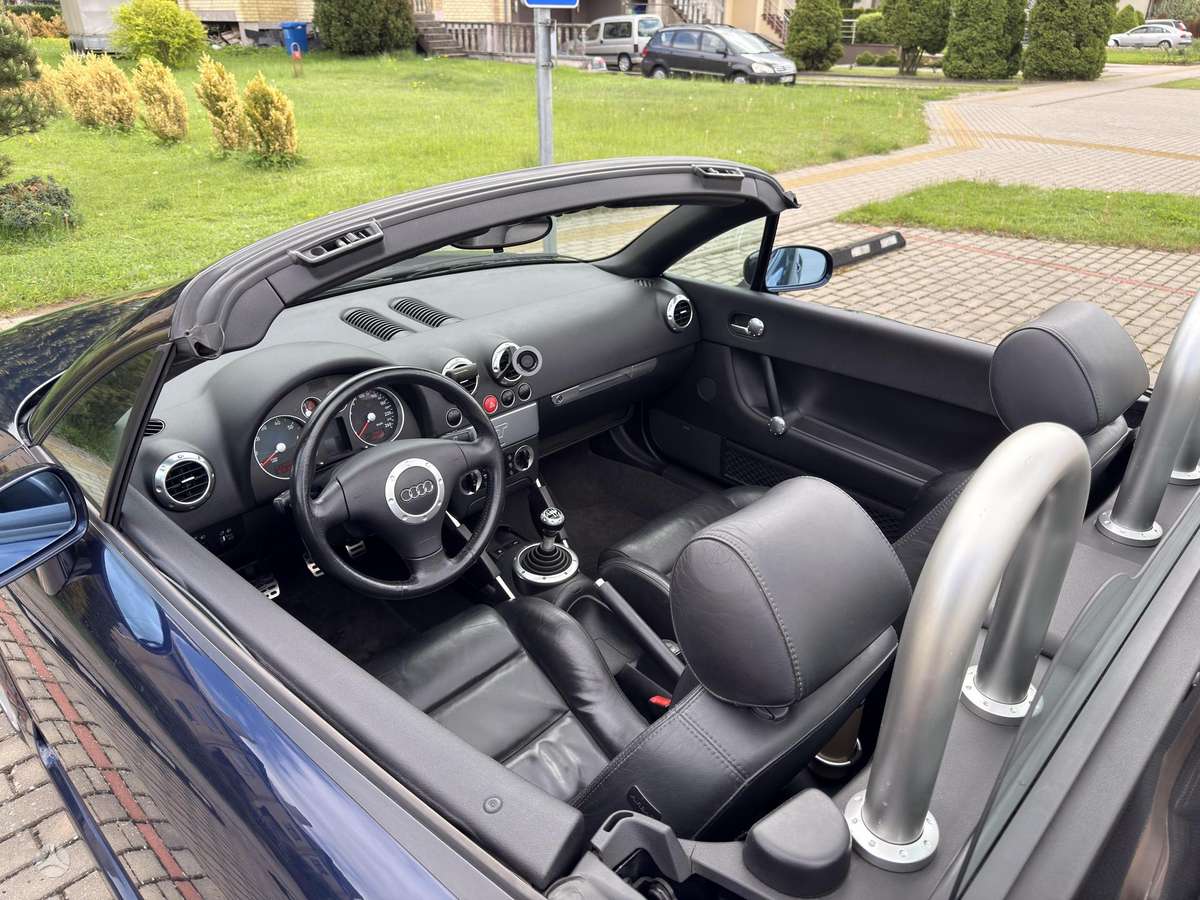 Audi TT, 1.8 l., convertible