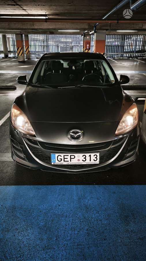 Mazda 3, 1.6 l., hatchback