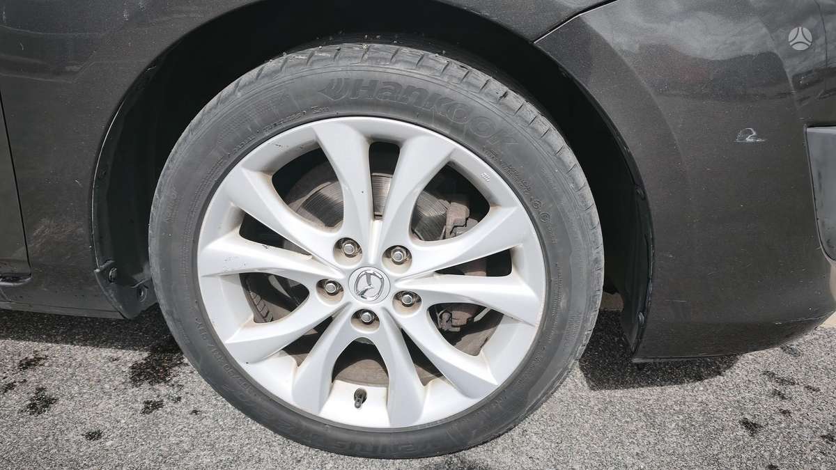 Mazda 3, 1.6 l., hatchback