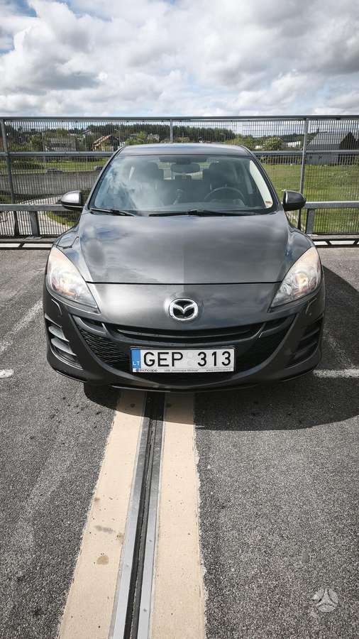 Mazda 3, 1.6 l., hatchback