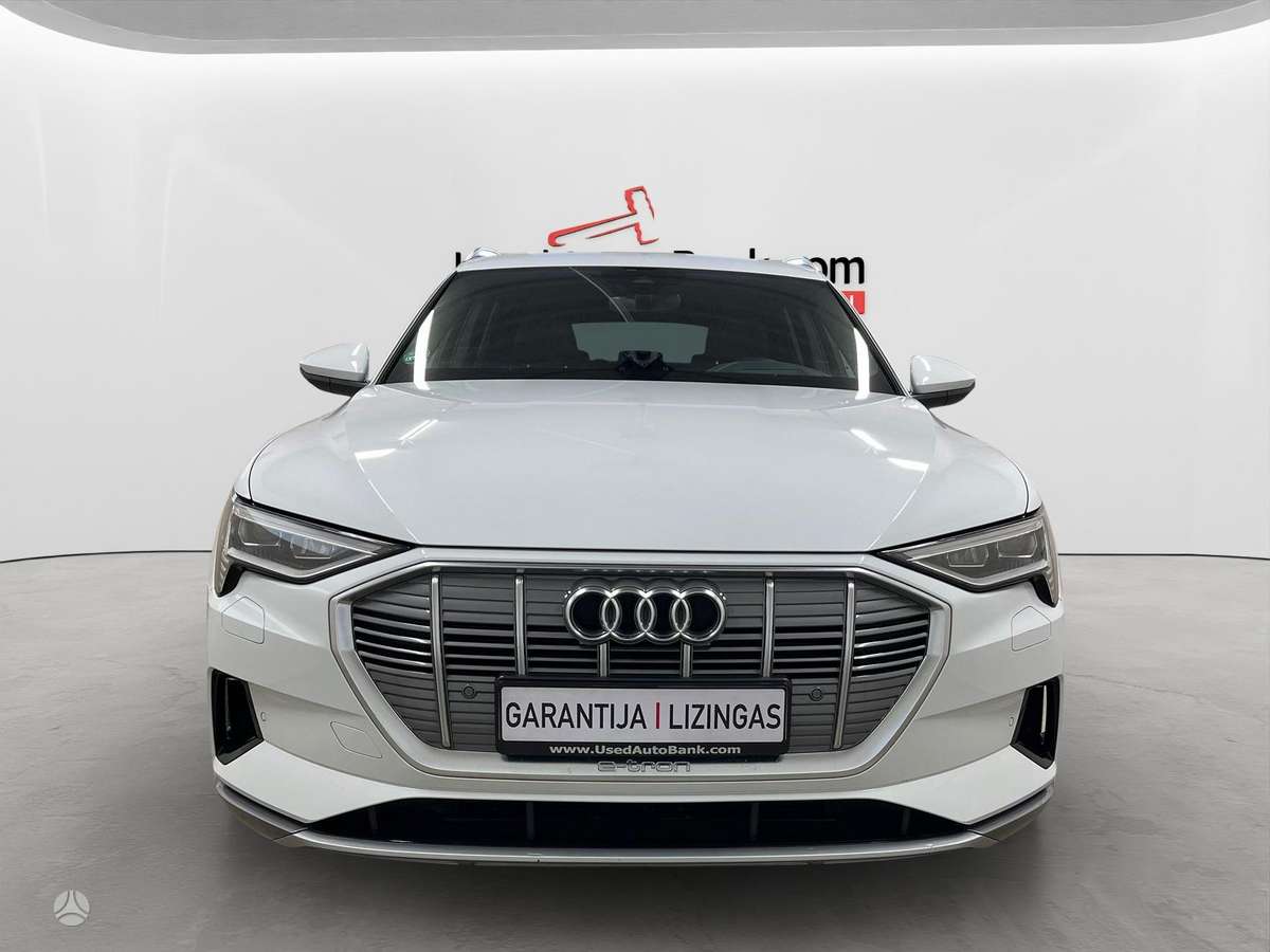 Audi e-tron, 95 kWh, off-road / crossover