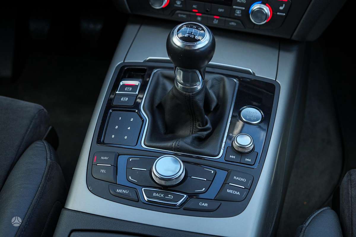 Audi A6, 3.0 l., universalas