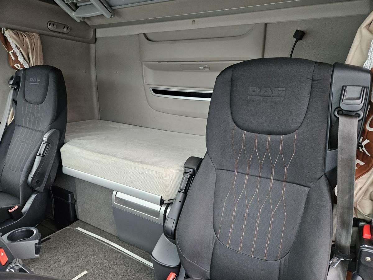 DAF XF 480 FT SSC, double sleeper
