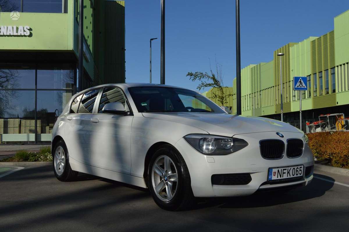 BMW 116, 2.0 l., hečbekas