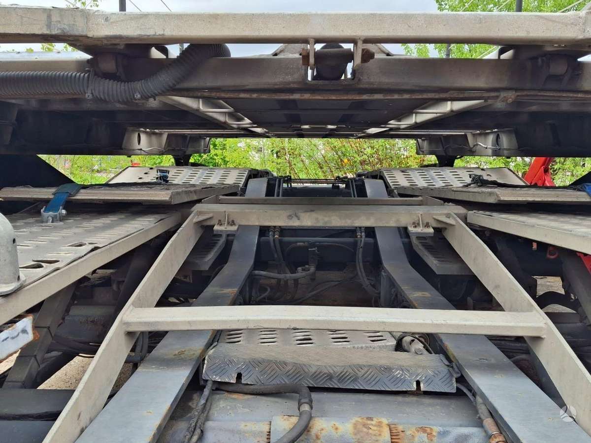 -Kita-, auto transporter