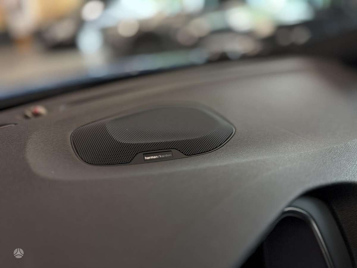 Volvo V40, 2.0 l., Хэтчбек