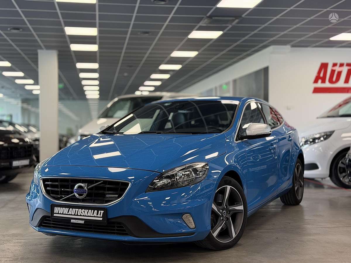 Volvo V40, 2.0 l., Хэтчбек