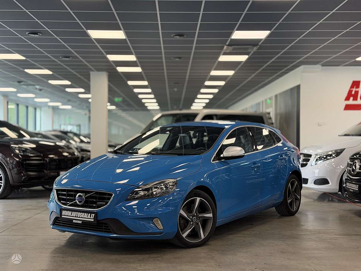 Volvo V40, 2.0 l., Хэтчбек
