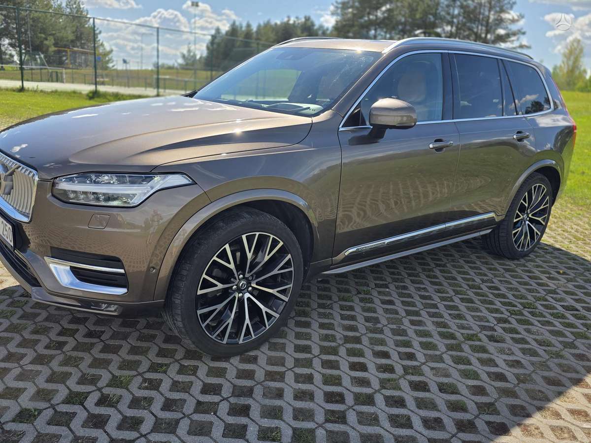 Volvo XC90 - 3