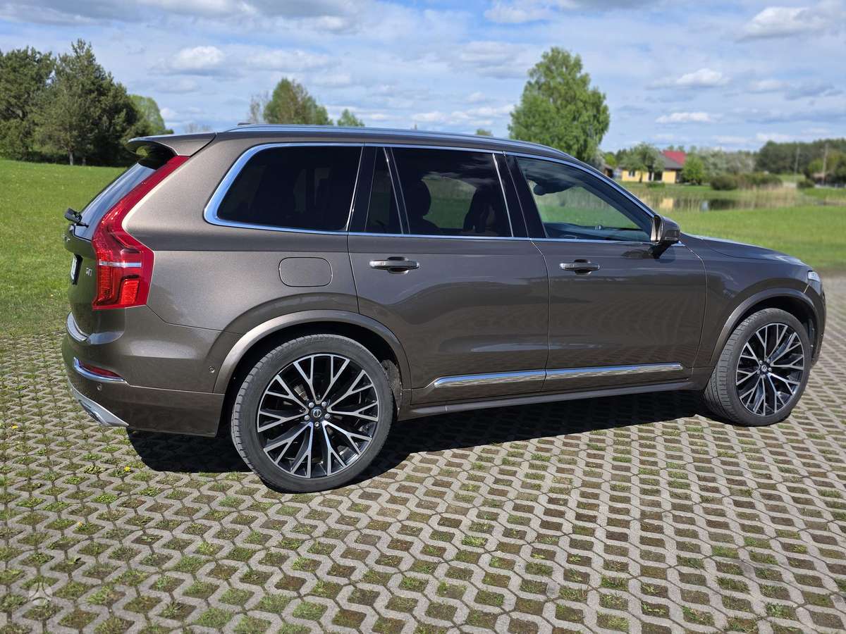 Volvo XC90 - 4
