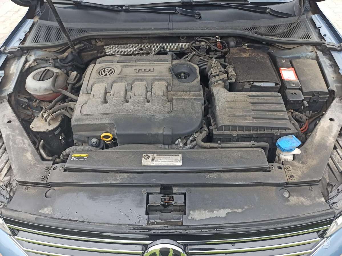 Volkswagen Passat - 7