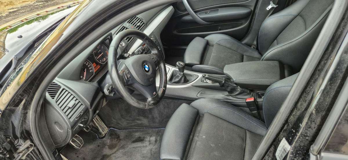 BMW 123, 2.0 l., Хэтчбек