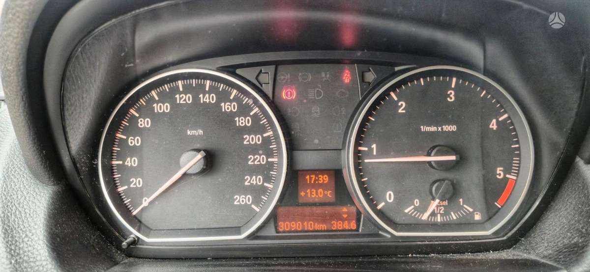 BMW 123, 2.0 l., hatchback