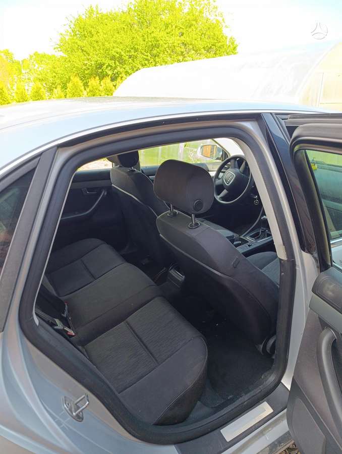 Audi A4, 2.0 l., sedanas