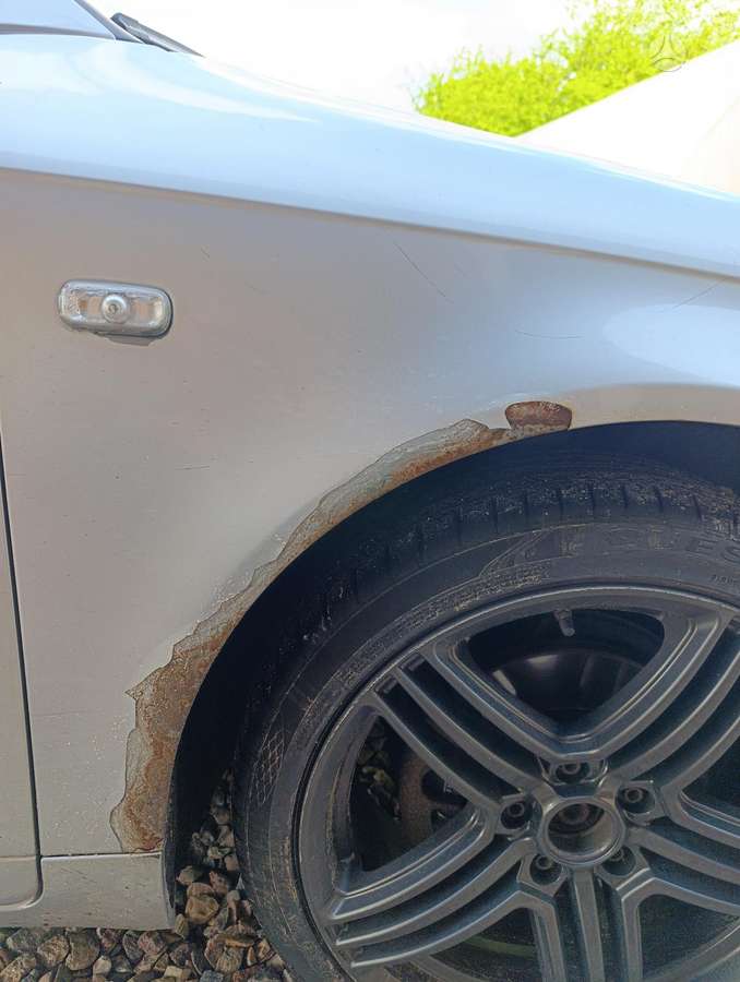 Audi A4, 2.0 l., sedanas