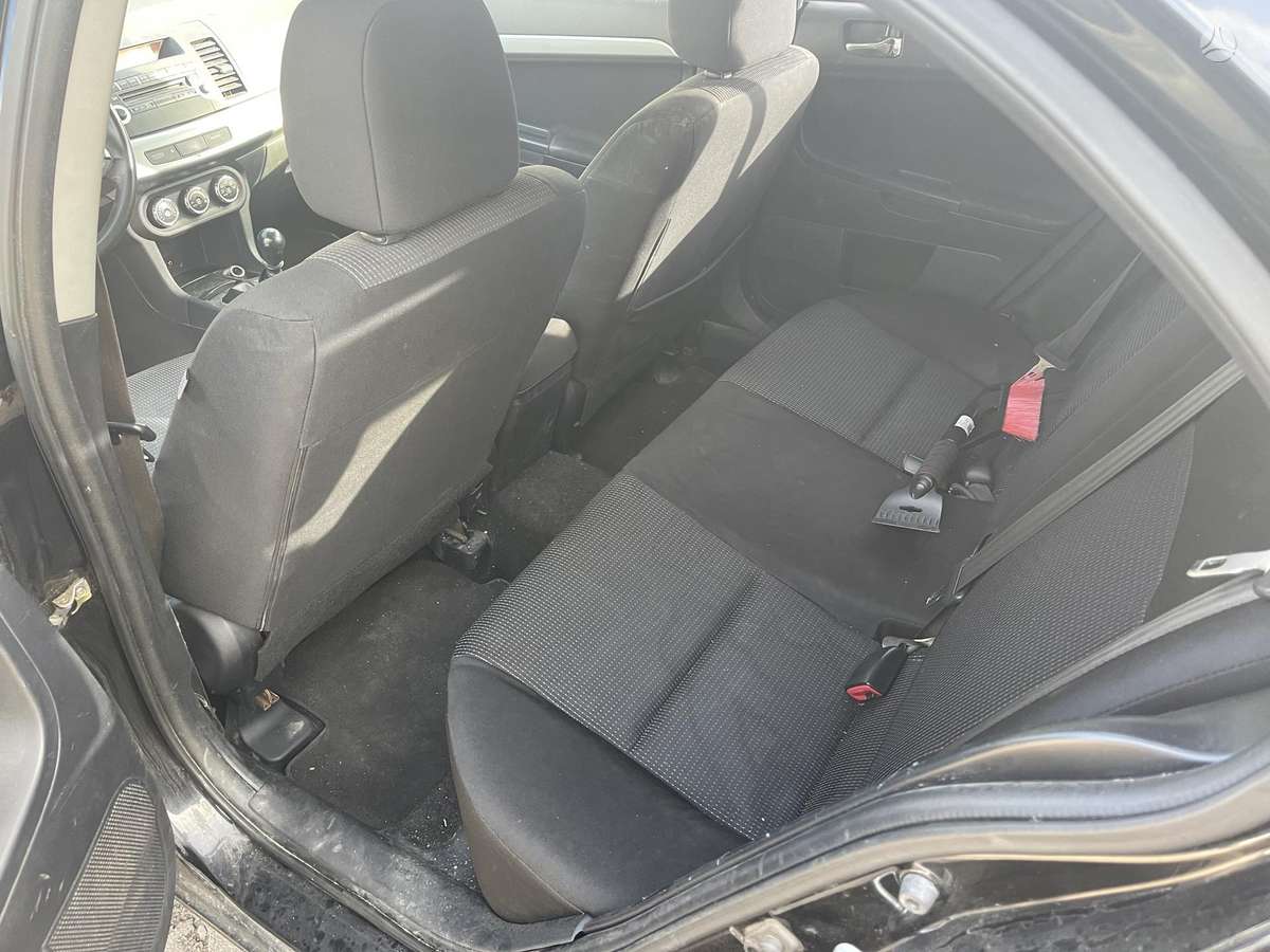Mitsubishi Lancer, 2.0 l., hatchback