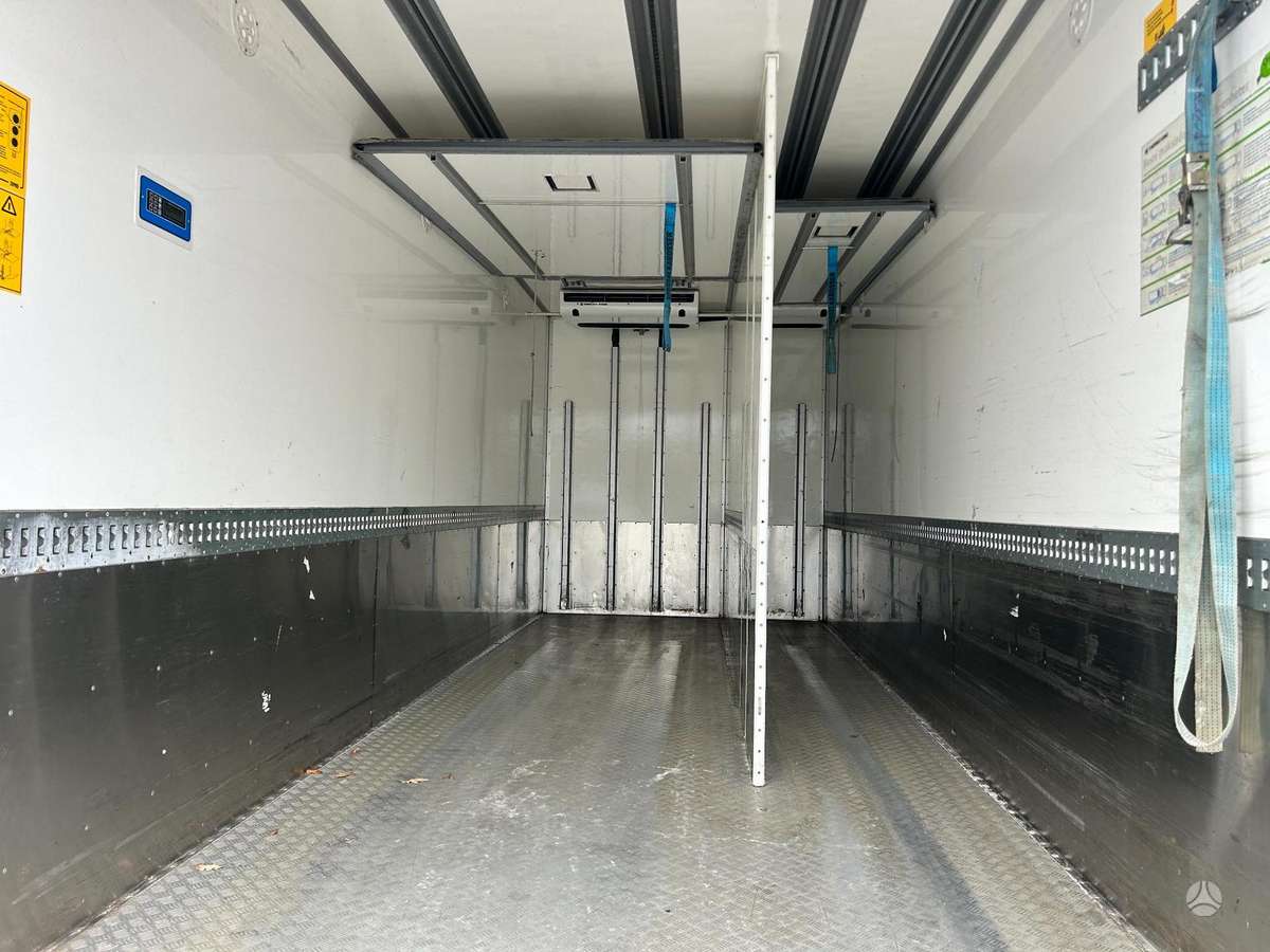 Scania P450, box trucks / box vans
