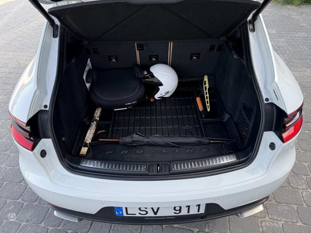 Porsche Macan - 9