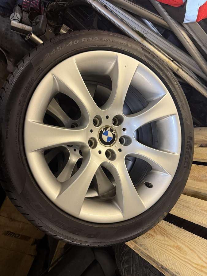 BMW, lengvojo lydinio, R18