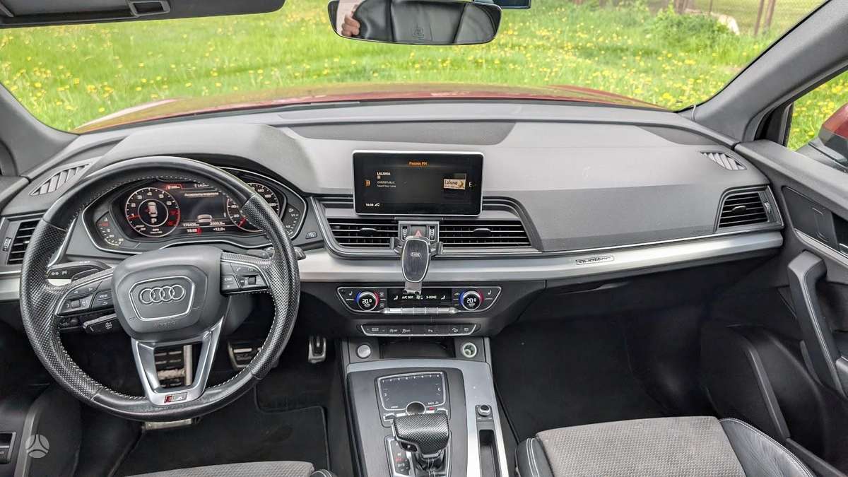 Audi Q5, 2.0 l., Внедорожник / Кроссовер