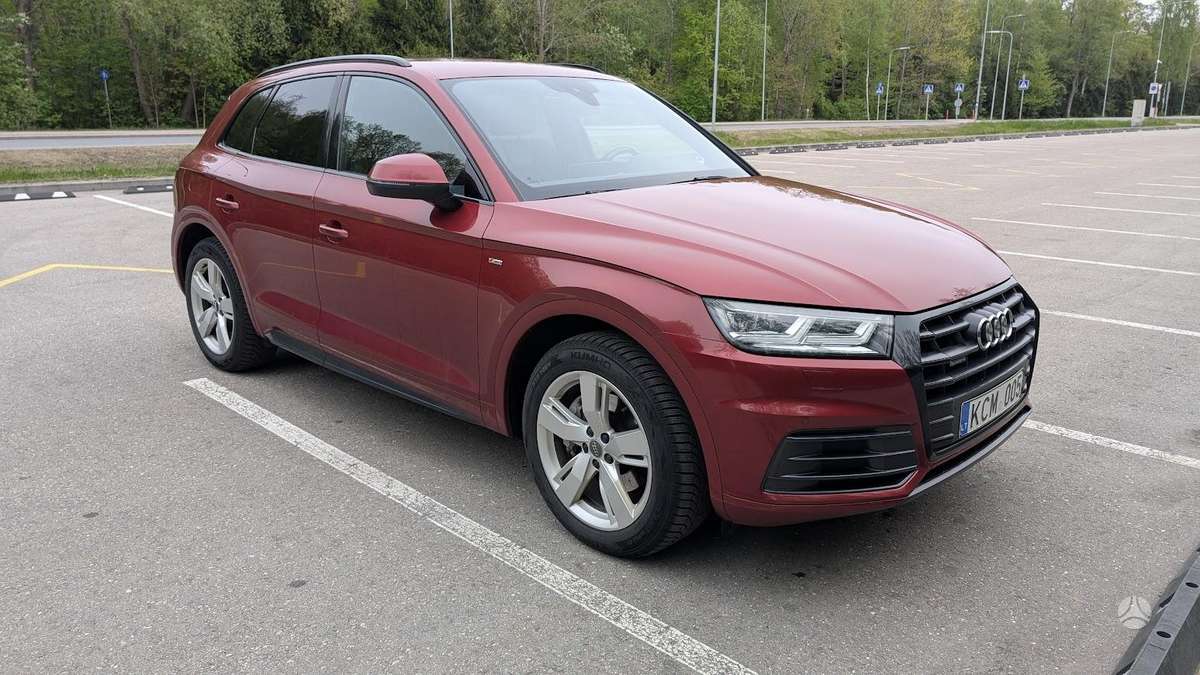 Audi Q5, 2.0 l., Внедорожник / Кроссовер