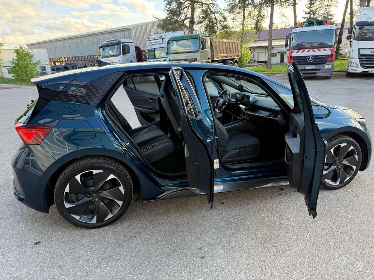 Cupra Born, 62 kWh, hatchback