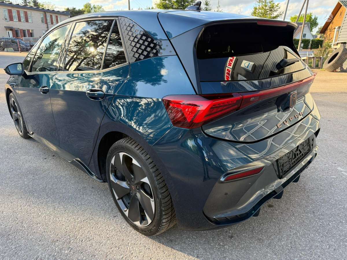 Cupra Born, 62 kWh, hatchback