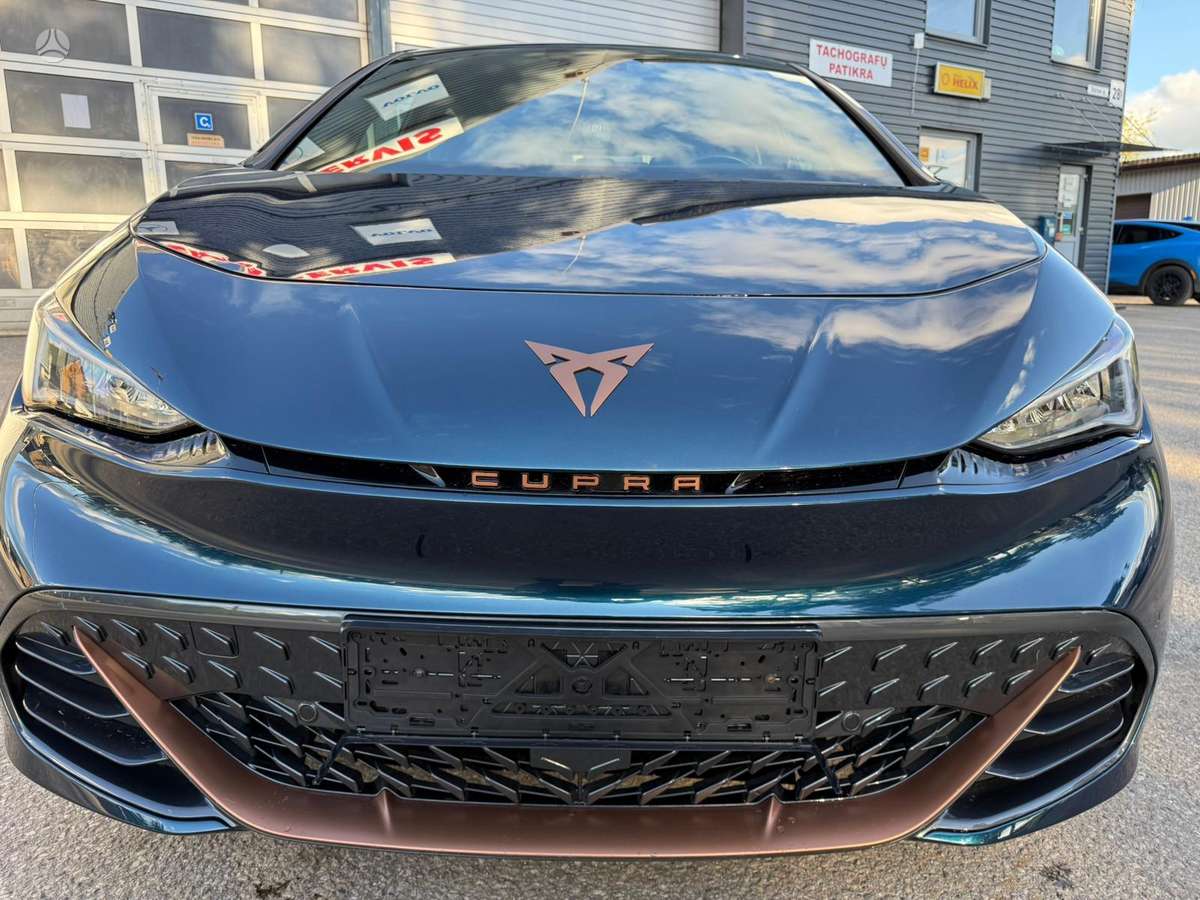 Cupra Born, 62 kWh, hatchback
