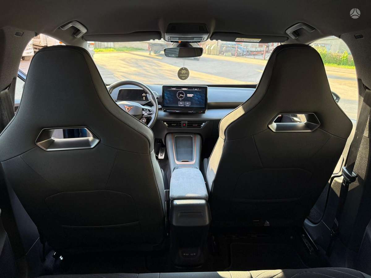 Cupra Born, 62 kWh, hatchback