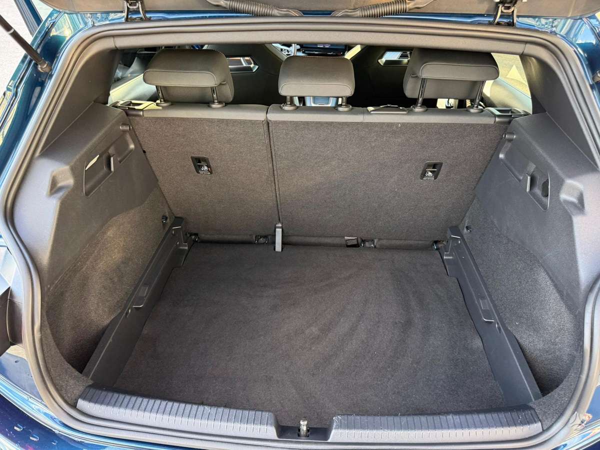 Cupra Born, 62 kWh, hatchback