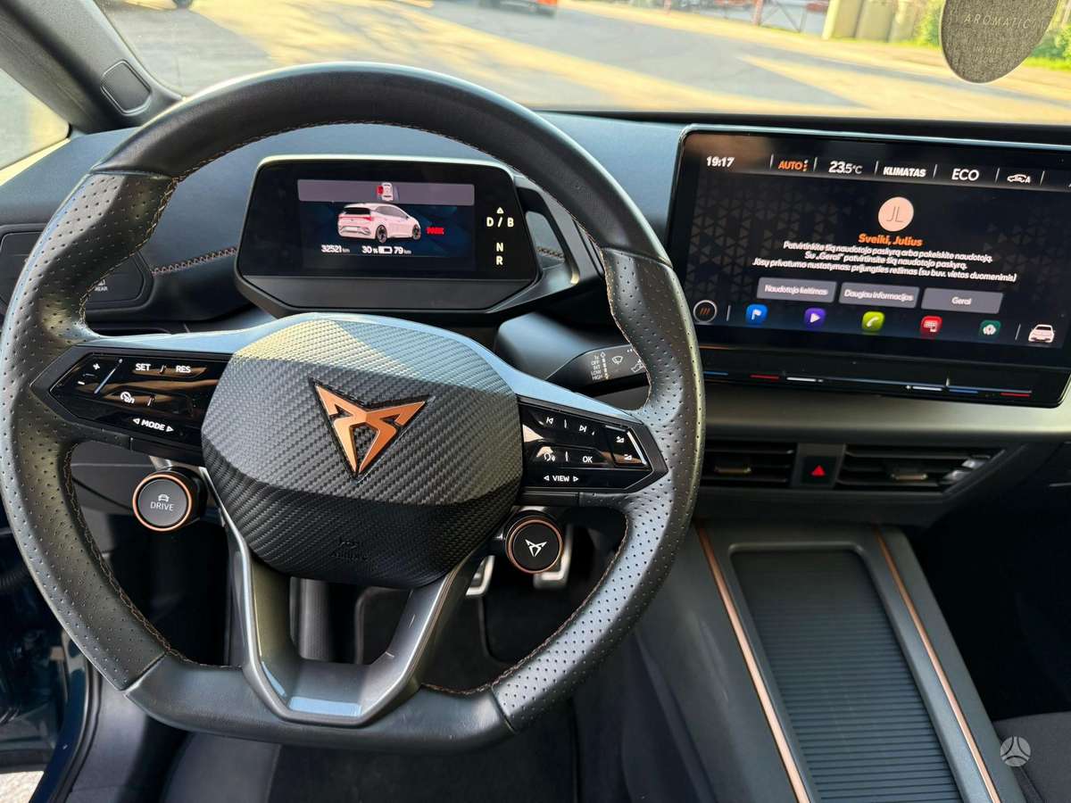 Cupra Born, 62 kWh, hatchback